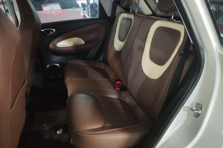 Used Wuling Bingo 2023 410 km Lingxi Deluxe Edition Left Rear Seat