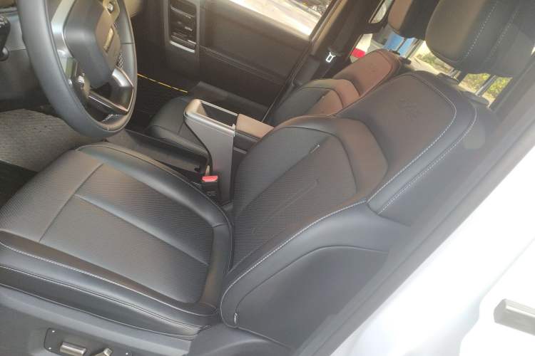 Used iCAR V23 2025 501 Four-Wheel Drive Advanced Version