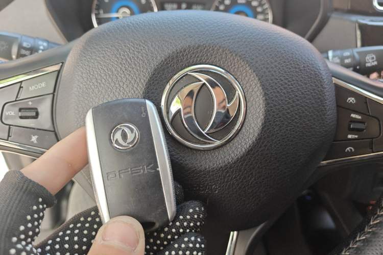 Used Dongfeng Fengon 580 2017 1.5T CVT Luxury Model
