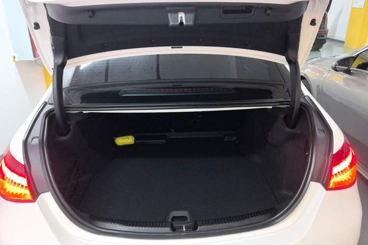 Used Mercedes-Benz C-Class 2023 Restyled C 260 L Sport Edition Trunk