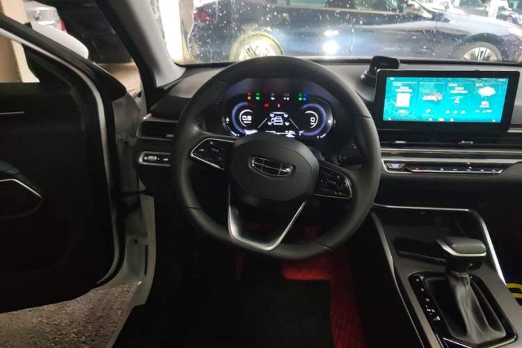 Used Geely Auto Emgrand 2022 4th Generation 1.5L CVT Luxury Model Steering Wheel