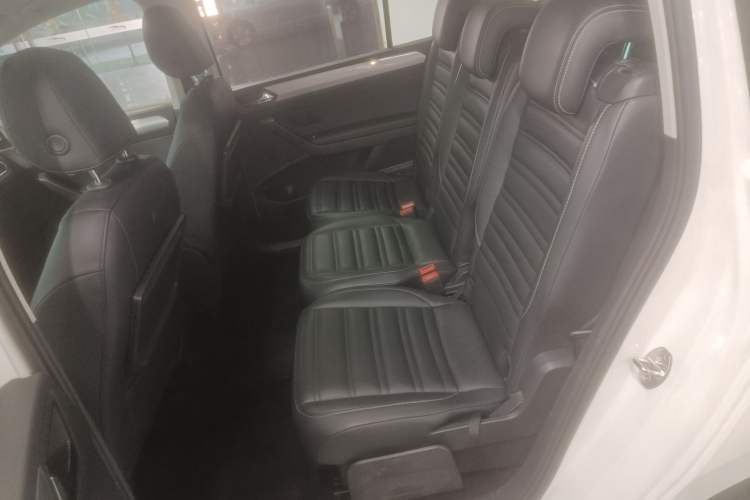 Used Volkswagen Touran 2018 Volkswagen Touran L 280TSI DSG Style Edition 7 Seats China V Emission Standard Left Rear Seat