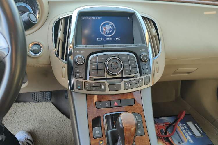 Used Buick LaCrosse 2010 2.4L Luxury Edition
