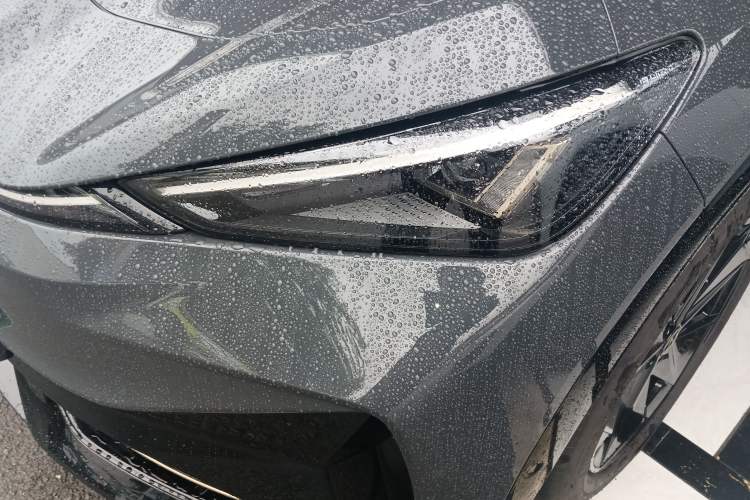 Used Volkswagen ID.UNYX 2024 Revised Pro Long-Range Version
