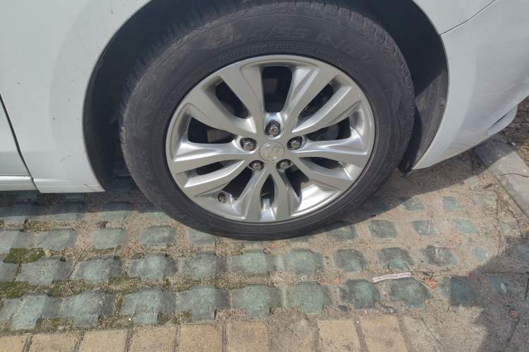 Used Buick GT 2018 15T Dual-Clutch Elite Model China V Standard