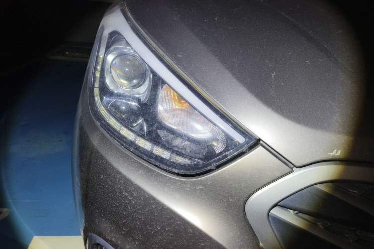 Used Hyundai ix35 2013 2.0L Automatic Two-Wheel Drive Smart GLS China IV Standard
