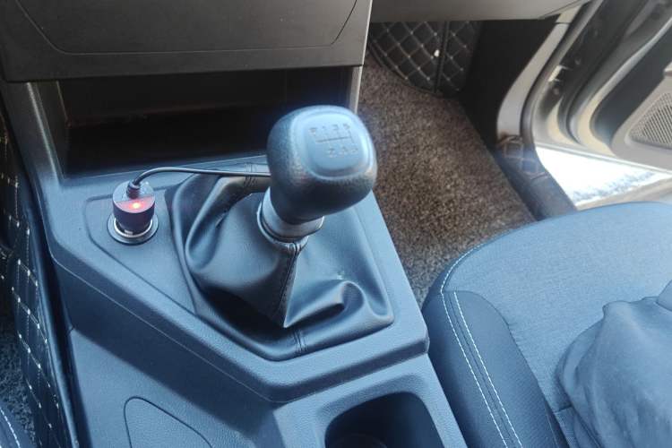 Used Wuling Hongguang PLUS 2020 1.5L Manual Standard Edition 7-Seater
