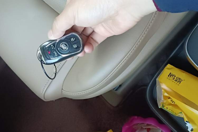 Used Buick GL8 2017 ES 28T Luxury Model China V Standard