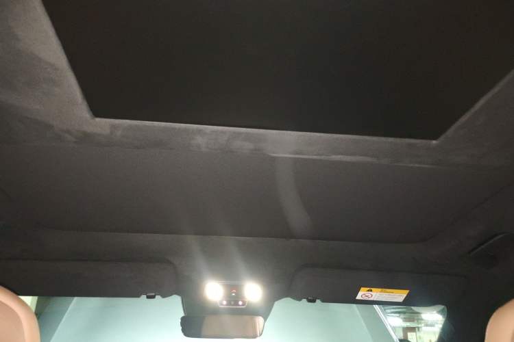 Used ONVO Luxeed L90 2025 Model—Max Six-Seater Version