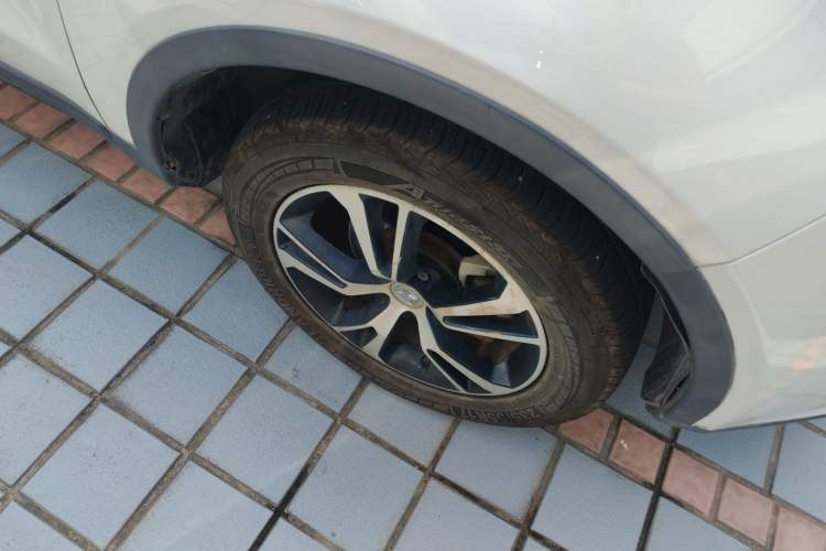 Used JMC Yusheng S330 2016 1.5L GTDi Automatic Two-Wheel Drive Prestige Edition