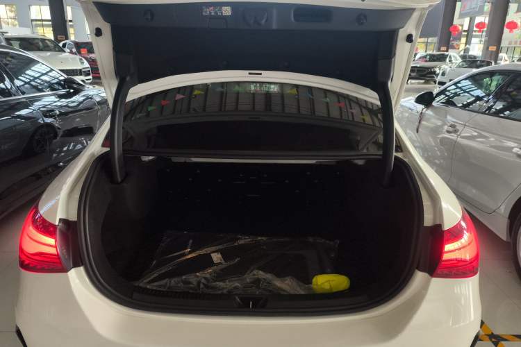 Used Mercedes-Benz A-AMG 2024 AMG A 35 L 4MATIC