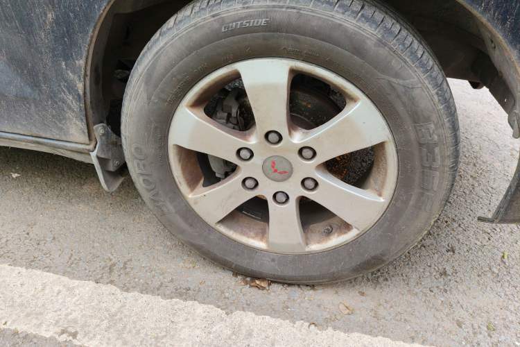 Used Wuling Zhengcheng 2015 1.8L Luxury Model LJ479QE2
