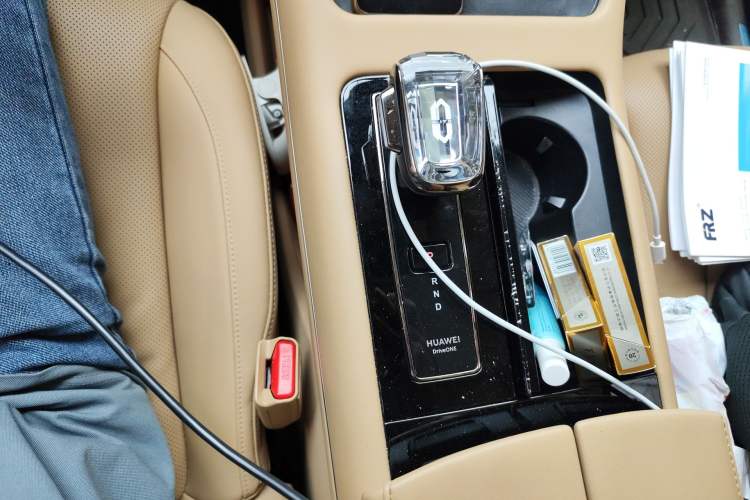 Used Hima AITO M7 2024 1.5T Intelligent Driving Rear-Drive Max Edition 5 Seats Gear Lever