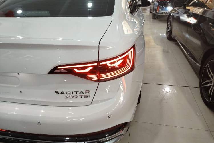 Used Volkswagen Sagitar 2023 300TSI DSG Excellence Edition
