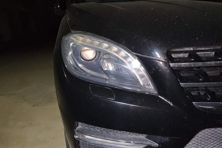 Used Mercedes-Benz M-Class 2012 ML 350 Luxury Edition
