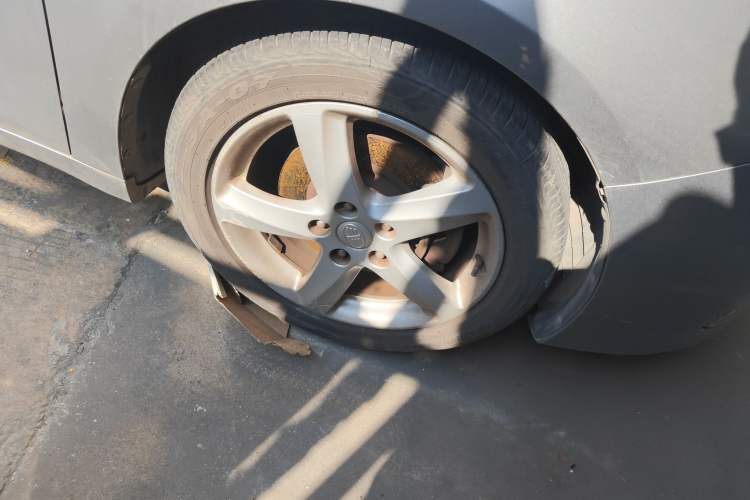 Used Bestune B70 2014 2.0L manual luxury version