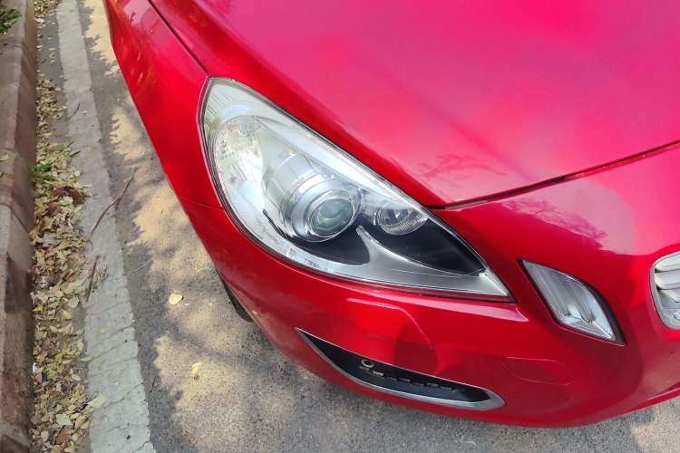 Used Volvo S60 2013 T5 Zhiya Edition
