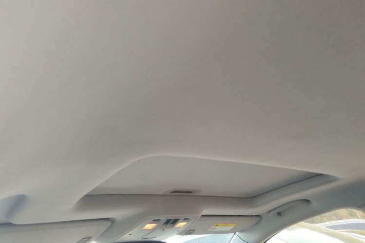 Used Chevrolet Malibu 2017 1.5T Automatic Luxury Edition Headliner