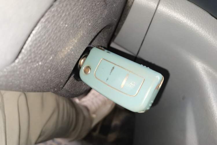 Used Foton Toano 2020 2.5T Manual Tongtu Short Wheelbase Flat Roof 5/6/7-Seater 4J25TC3