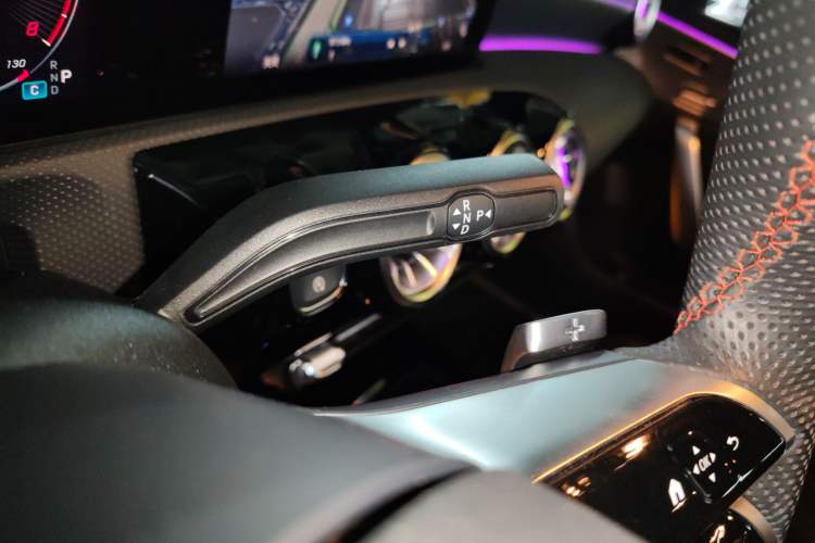 Used Mercedes-Benz A-Class 2025 A 200 L Fashion Model Gear Lever