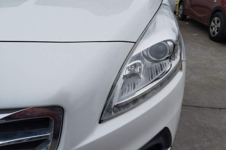 Used Peugeot 3008 2015 1.6THP Automatic Classic Edition
