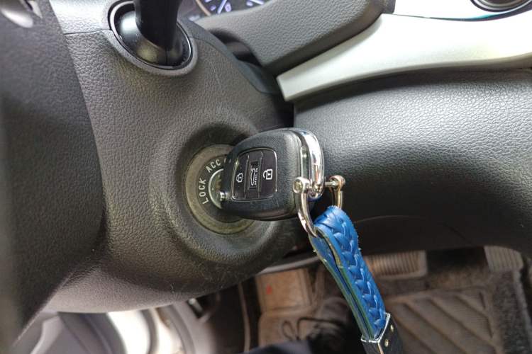 Used Hyundai Elantra (6th Generation / Lingdong) 2016 1.6L Automatic ZhiXuan – Elite Version