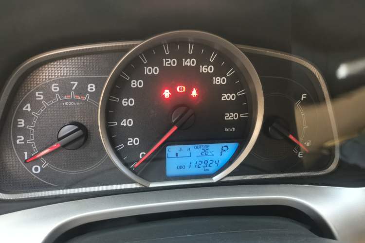 Used Toyota RAV4 2015 2.0L CVT Two-Wheel Drive Fashion Edition
