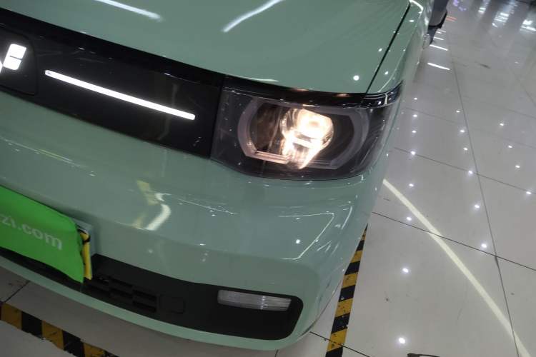 Used Wuling Hongguang MINIEV 2022 Macaron Premium Model – Lithium Iron Phosphate Left Front Headlight
