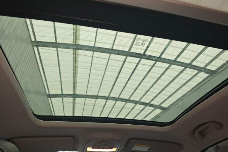 Used Roewe RX5 2020 20T Automatic 4G Connect Superior Flagship Edition Headliner