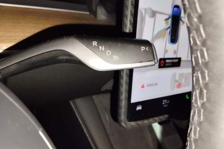 Used Tesla Model Y 2022 Revised Version Rear-Wheel Drive Gear Lever