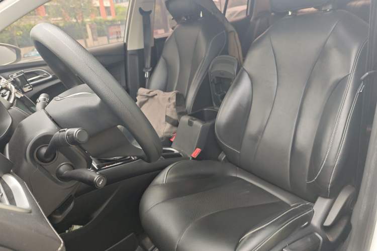 Used Roewe i5 2020 1.5L Automatic 4G Connect Luxury Flagship Edition Left Front Seat