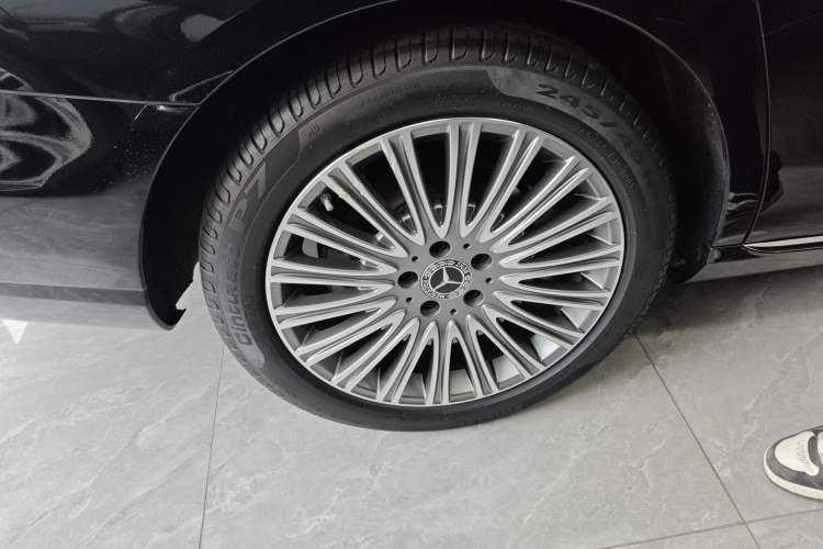 Used Mercedes-Benz E-Class 2022 Updated E 300 L Luxury Edition
