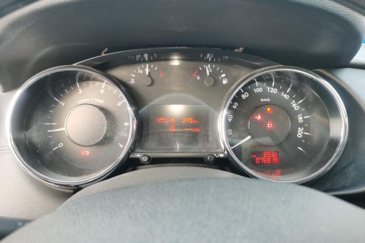 Used Peugeot 3008 2015 2.0L Manual Classic Edition
