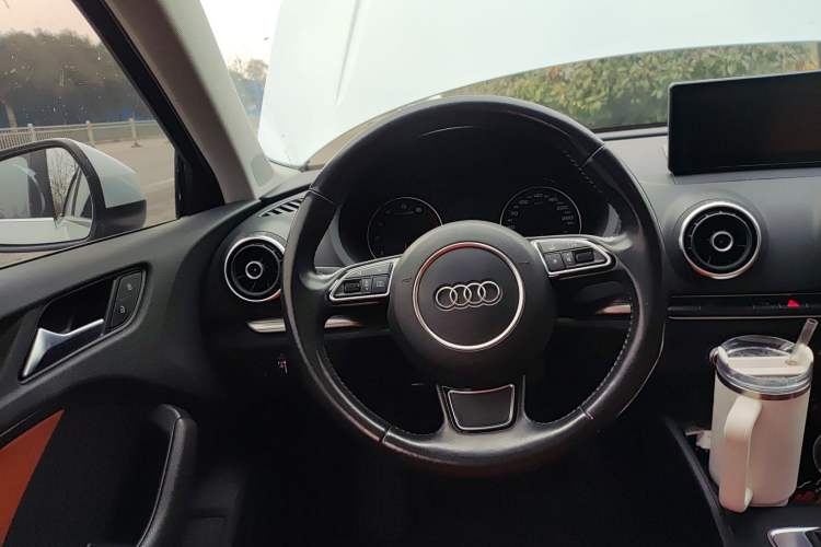 Used Audi A3 2016 Limousine 35 TFSI Prestige Edition