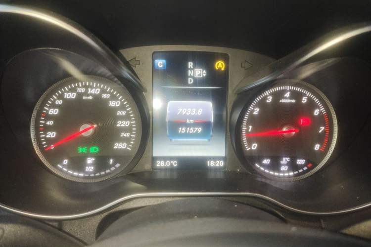 Used Mercedes-Benz C-Class 2015 C 200 L Sport Edition Instrument Cluster