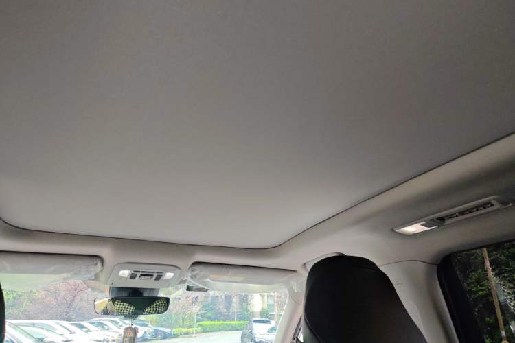 Used Toyota Highlander 2022 Dual-Engine 2.5L Four-Wheel Drive Prestige Version 7 Seats Headliner