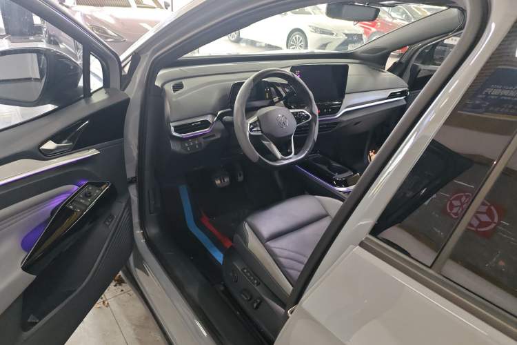 Used Volkswagen ID.4 CROZZ 2021 Long-Range PRO Two-Wheel Drive Version