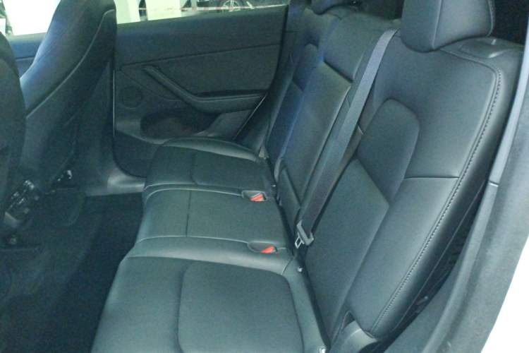 Used Tesla Model Y 2024 Long-Range All-Wheel-Drive Version