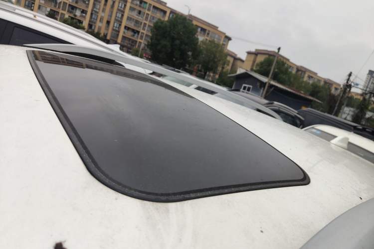 Used Yema T70 2016 Upgraded Model 1.5T Manual Luxury Version
