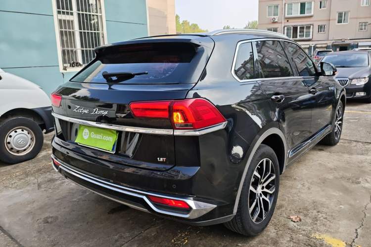 Used Zotye Domy X7 2017 1.8T DCT Prestige Model

