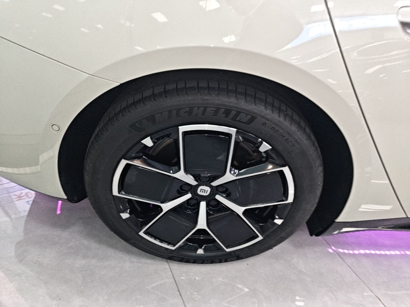 Xiaomi Auto SU7 2024 Rear-Drive Long-Range Intelligent Driving Version — снимка 11