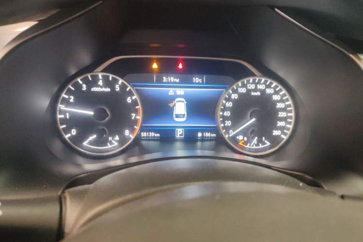 Used Nissan Murano 2017 2.5L XL Two-Wheel Drive Smart Edition Instrument Cluster