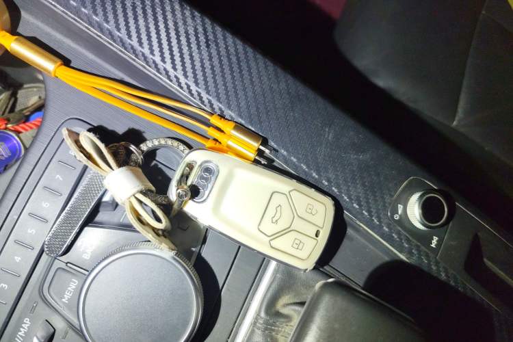 Used Audi A4L 2019 40 TFSI Fashion Edition China VI Emission Standard
