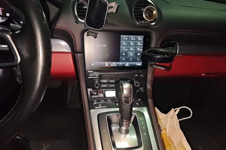 Used Porsche 718 2018 Boxster 2.0T
