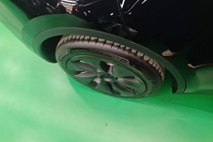 Used Tesla Model Y 2022 Revised Version Long-Range All-Wheel Drive