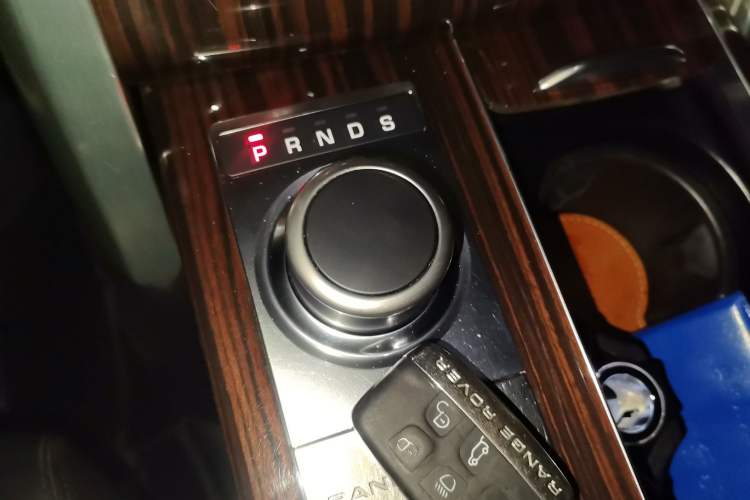 Used Land Rover Range Vogue 
