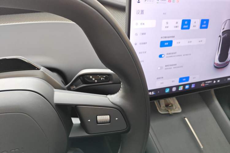 Used Xiaomi Auto YU7 2025 Ultra-Long Range High-Performance All-Wheel-Drive Max Edition
