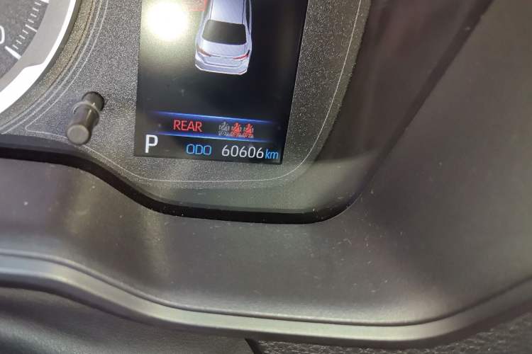 Used Toyota Corolla 2021 Dual-Motor 1.8L E-CVT Elite Edition
