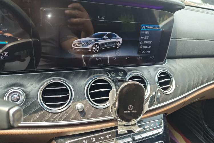 Used Mercedes-Benz E-Class 2016 E 200 L Sport Edition Audio And AC Panel