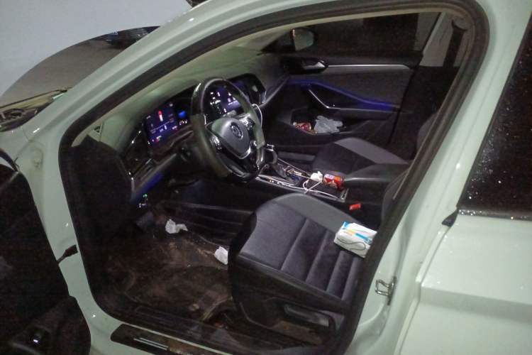 Used Volkswagen Sagitar 2021 280TSI DSG Excellence Edition Left Front Seat